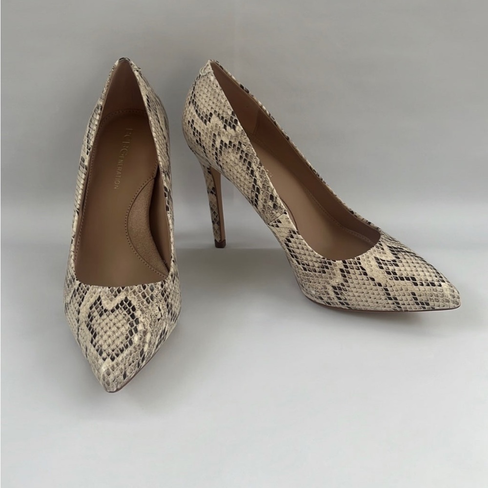 bcbgeneration snakeskin pumps